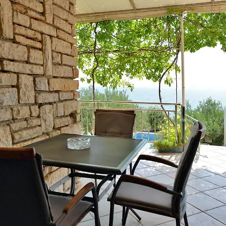 Rato Apartment *
